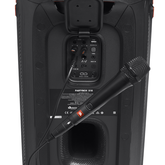 JBL PBM100 Wired Microphone - Black - Wired Dynamic Vocal Mic with Cable - Detailshot 2