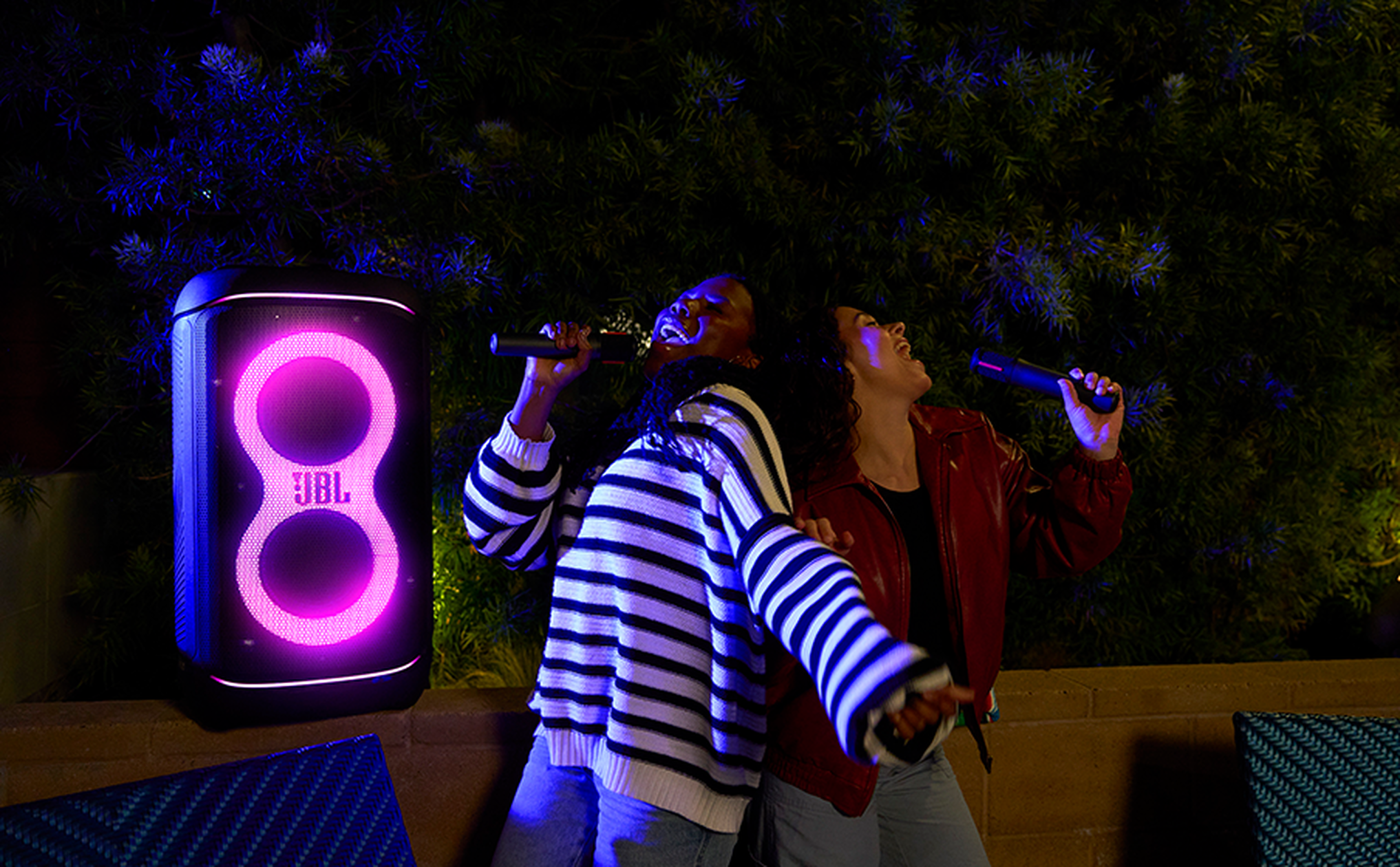 JBL Partybox 520 Bocina Portátil de Fiesta Bluetooth con AI Sound Boost 400W - Negro icon 3